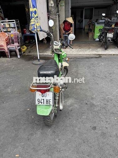 Honda Chaly Xanh lá Xăng