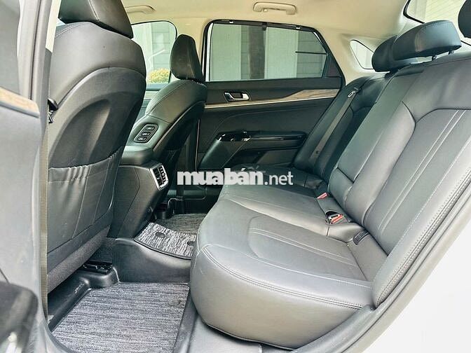 Kia K5 2.0 Premium 2024 Trắng 19.000 km