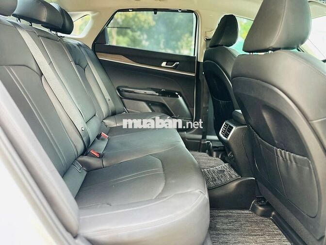 Kia K5 2.0 Premium 2024 Trắng 19.000 km
