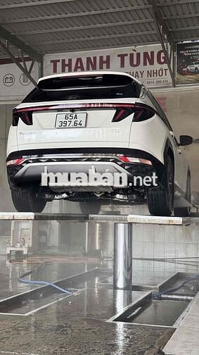 Hyundai Tucson Trắng 5 chỗ bản 2.0 xăng Đặc Biệt