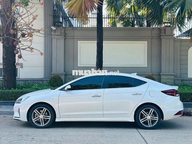 Hyundai Elantra 1.6 Turbo 2021 Trắng 52.000 km