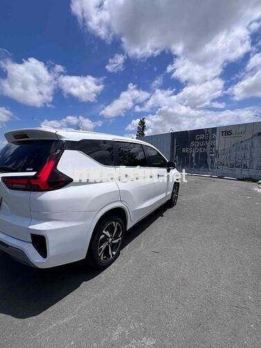 Mitsubishi Xpander Premium 2022 Trắng 7 chỗ