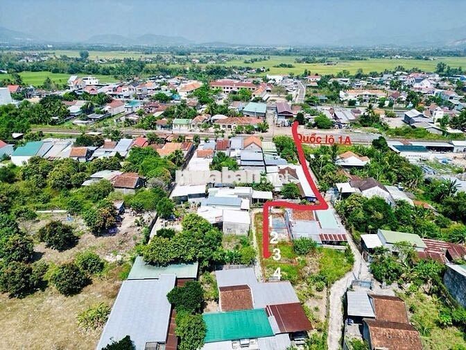 ☎️.Chính chủ :thổ cư (7,55x8m):60,3m2- tại Suôi Hiệp./sổ hồng