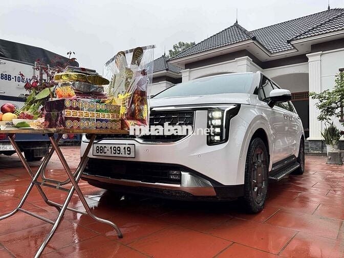 Kia Carnival HEV Sig 2025 Trắng 14000 km