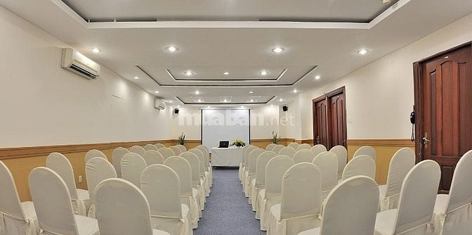 KHÁCH SẠN ELIOS QUẬN 1 TUYẾN NHÂN VIÊN PHỤC VỤ FB