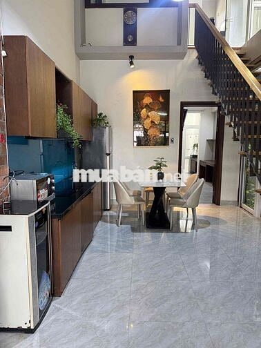 Nhà 2 tầng mặt tiền Nguyễn Hữu Hào-khu Nam Việt Á