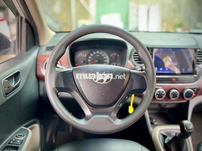 Hyundai Grand i10 Sedan Base 1.2 AT 2018 Bạc