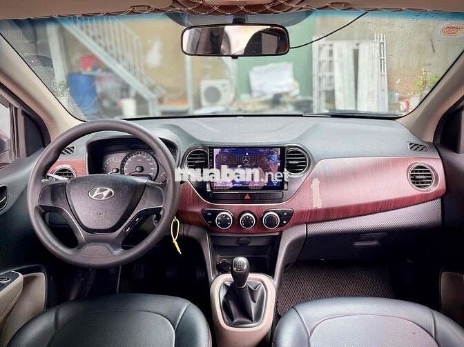 Hyundai Grand i10 Sedan Base 1.2 AT 2018 Bạc