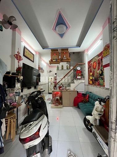 Bán nhà hẻm 2534 Huỳnh Tấn Phát