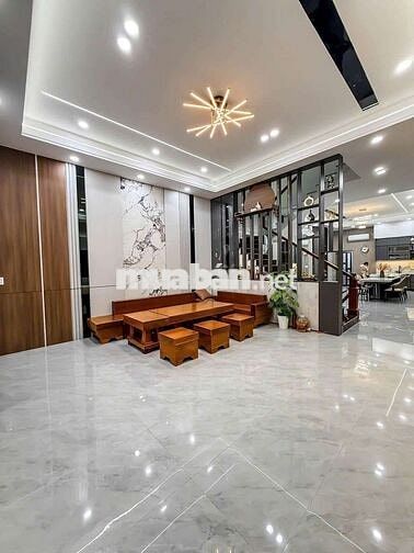 NHÀ 2 LẦU RỘNG - KDC XÂY DỰNG - GIÁP KHU NAM LONG