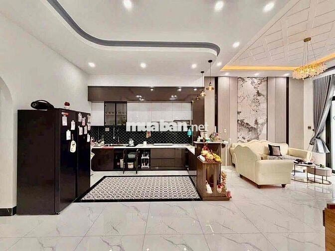 NHÀ TÂN CỔ ĐIỆN CỰC ĐẸP NẰM KẾ CHỢ VƯỢT LŨ - F8 - VĨNH LONG !