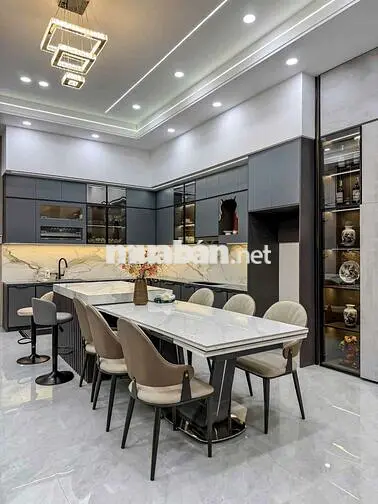 NHÀ 2 LẦU RỘNG - KDC XÂY DỰNG - GIÁP KHU NAM LONG
