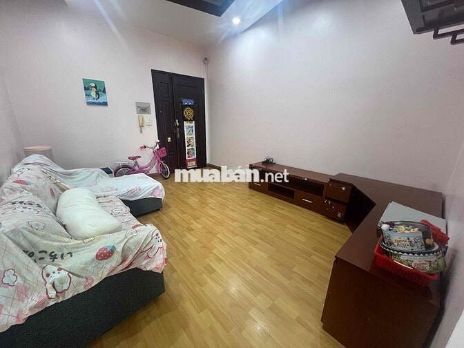 chung cư 671 Hoàng Hoa Thám 75m2