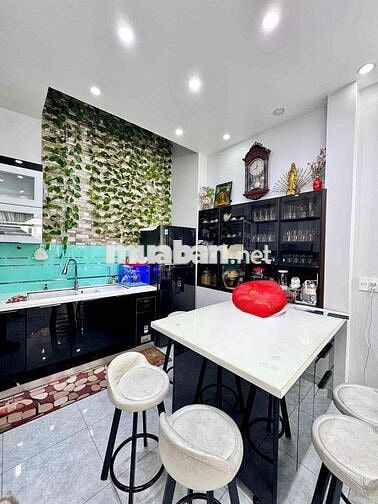 🔥 NHÀ ĐẸP CƯ XÁ ĐỘC LẬP – HẺM 8M + LỀ 4M – 4PN – 9.9 TỶ TL