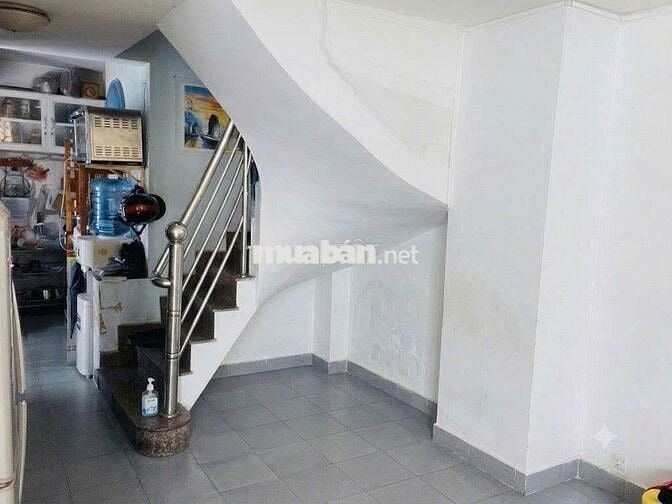 Bán nhà hẻm Ô tô Lê Văn Sỹ, QUẬN 3, 9x3 (26 m2), giá 7.9 tỷ