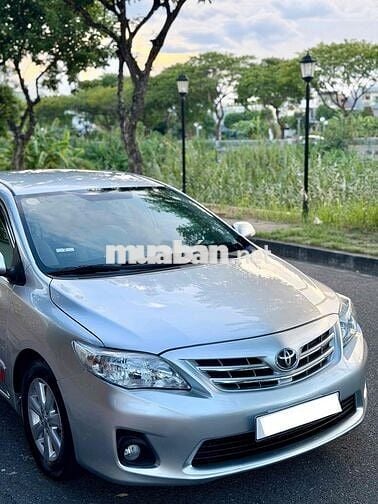 Toyota Corolla Altis 2011 1.8AT Bạc