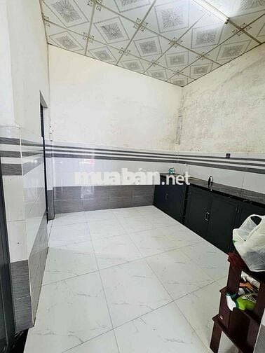 nhà hẻm gần trường học cấp 2 Lê Vĩnh Hoà, gần trung tâm