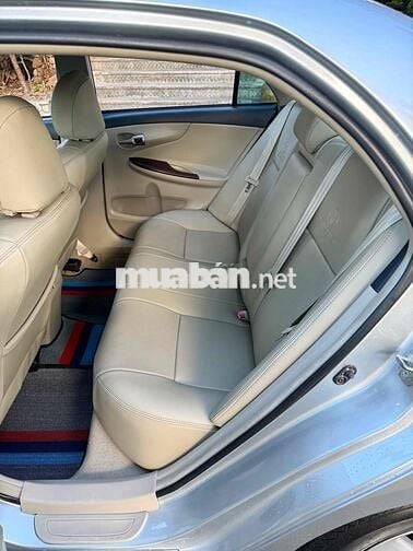 Toyota Corolla Altis 2011 1.8AT Bạc