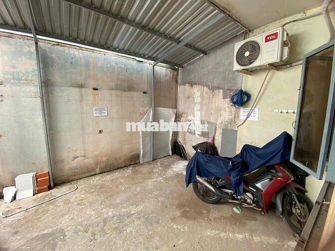Nhà mặt tiền ngã năm Bình Thạnh vừa 6 người ở vừa kinh doanh siêu rộng