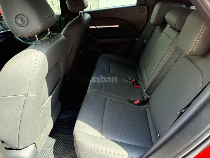 Vinfast VF6 Plus Pin mua Sản xuất 2025 Màu đỏ xe đẹp keng 