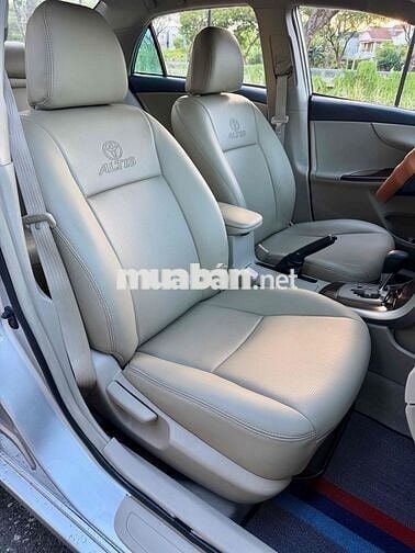 Toyota Corolla Altis 2011 1.8AT Bạc
