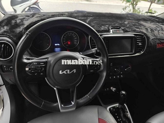 Kia Soluto 1.4 Luxury 2021 Trắng Tự động