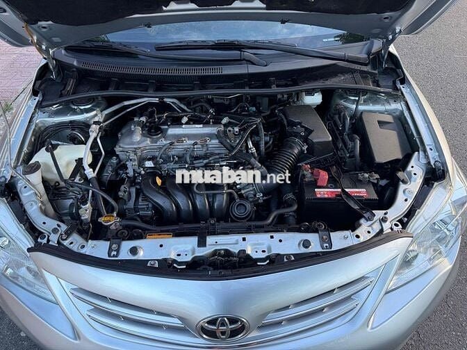 Toyota Corolla Altis 2011 1.8AT Bạc
