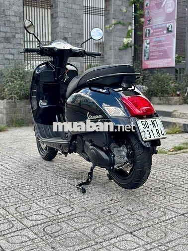 GTS Super 125 3Vie Đen 10/2016