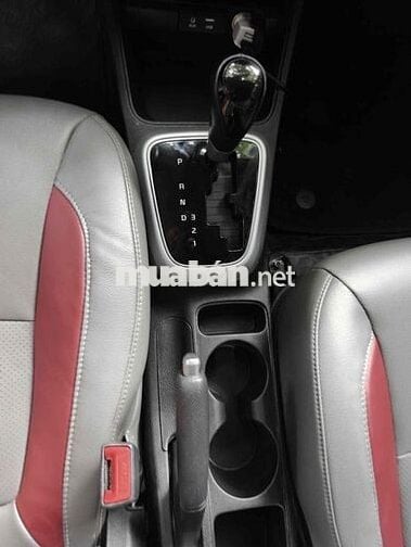 Kia Soluto 1.4 Luxury 2021 Trắng Tự động