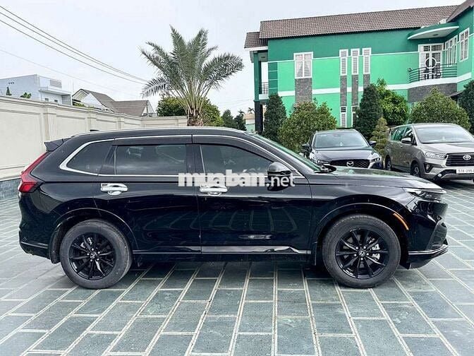 Honda CRV RS HEV 2024 Đen 4 vạn km