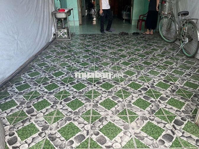 Cho thuê mặt bằng buôn bán 4 x 8m, giá 4tr/ tháng