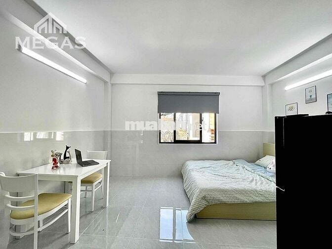 CHO THUÊ STUDIO CỬA SỔ LỚN - FULL NỘI THẤT MỚI NGAY TRUNG TÂM QUẬN 3