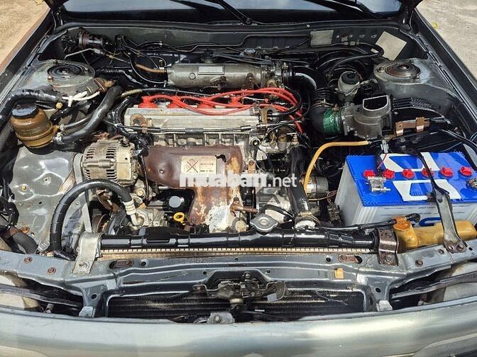 Toyota Camry 1988 Số sàn mâm vỏ mới .đ kiểm mới