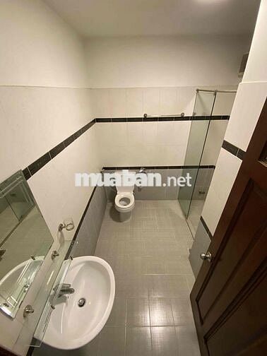 PHÒNG FULL NỘI THẤT Ở CÔ GIANG Q1- TRỐNG SẴN