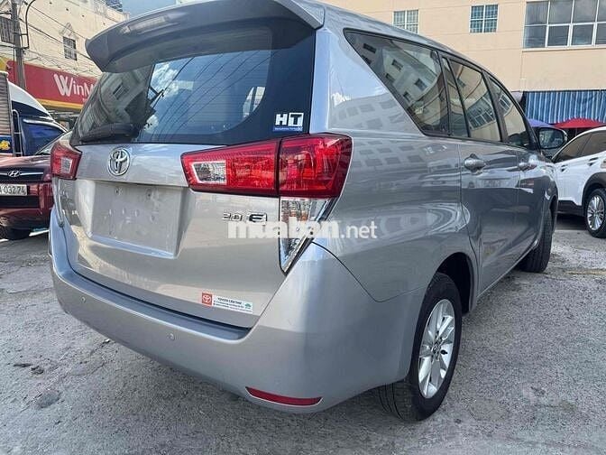 Toyota Innova E 2019 một chủ mua mới bảo dưỡng hãn