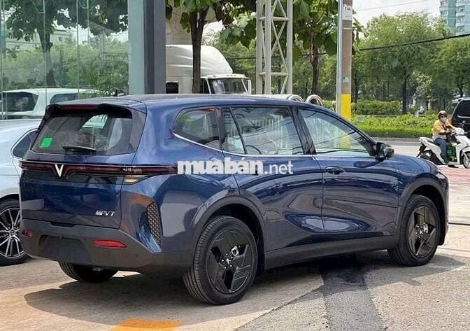 VinFast MPV7 SẴN XE RẤT NHIỀU ! GIÁ TỐT