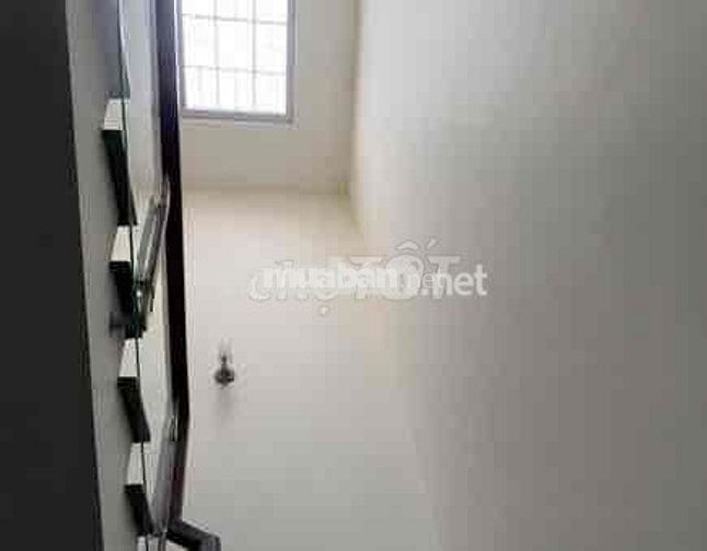 Cho thuê nhà 4 tầng gần ĐH Ngân Hàng,p.Linh Trung full NT HXH giá 15tr