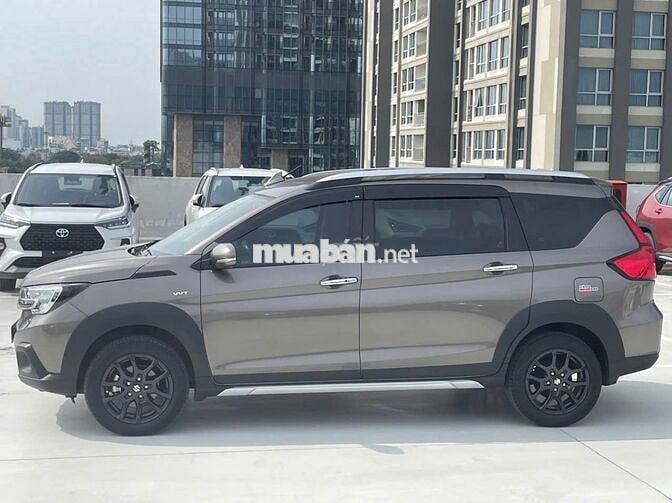 Suzuki XL7 Hybrid 2025 Tự động Xám 10.500km