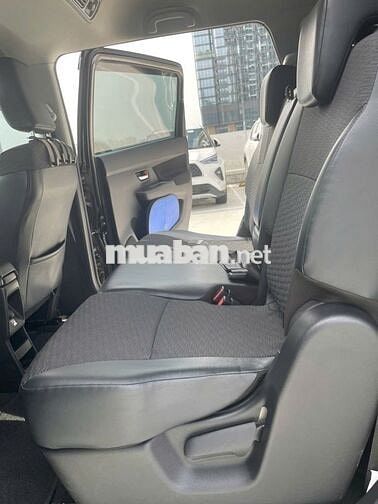 Suzuki XL7 Hybrid 2025 Tự động Xám 10.500km