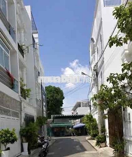 Cho thuê nhà 4 tầng gần ĐH Ngân Hàng,p.Linh Trung full NT HXH giá 15tr