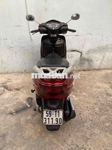 Honda Lead nhật nữ đi