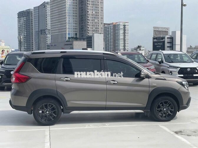 Suzuki XL7 Hybrid 2025 Tự động Xám 10.500km
