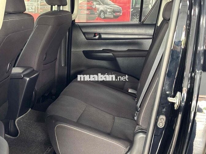 Bán Hilux 2.4G tự động 1 cầu 2024 - Giá còn giảm