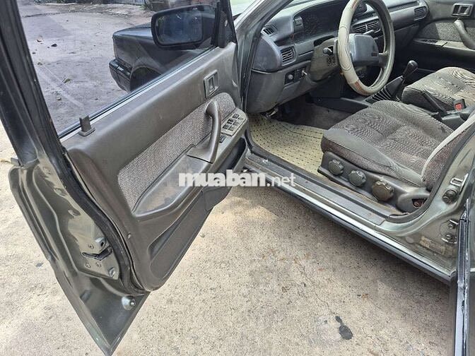 Toyota Camry 1988 Số sàn mâm vỏ mới .đ kiểm mới