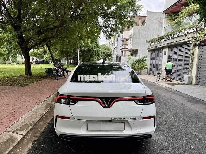 VinFast Lux A Premium 2021 Trắng 5v8 Zin full