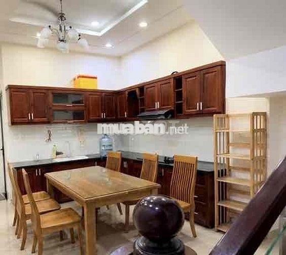 Cho thuê nhà 4 tầng gần ĐH Ngân Hàng,p.Linh Trung full NT HXH giá 15tr