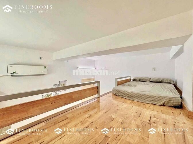 duplex full nội thất cửa sổ trời thang máy gần văn lang đh công nghiêp