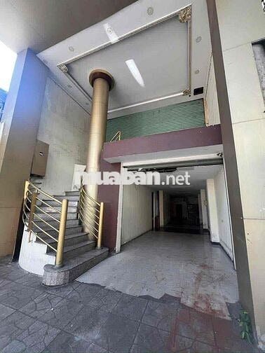 TOÀ NHÀ 6 x 18, 5 LẦU NGAY BECAMEX TOWER