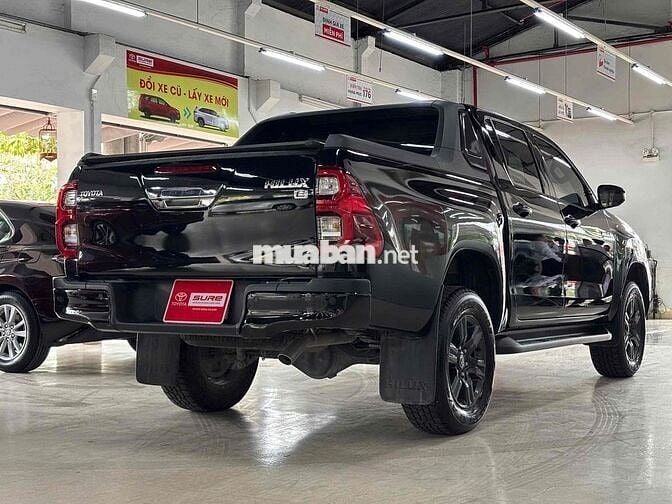 Bán Hilux 2.4G tự động 1 cầu 2024 - Giá còn giảm