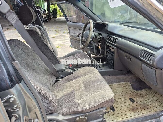 Toyota Camry 1988 Số sàn mâm vỏ mới .đ kiểm mới